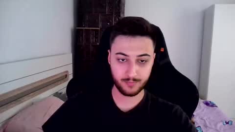 Snapshot of kenan_10 chatting on 05.16.26 kenan online show from 05.16.26