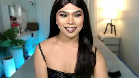 Snapshot of kendalair chatting on 07.18.26 Ebony online show from 07.18.26