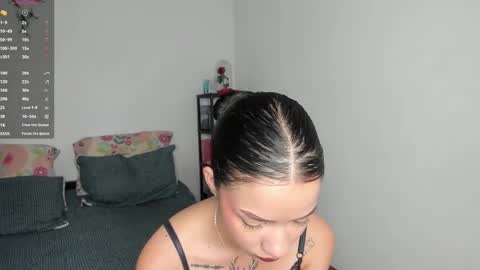 Snapshot of kendalgrey01 chatting on 12.28.24 Kendal online show from 12.28.24