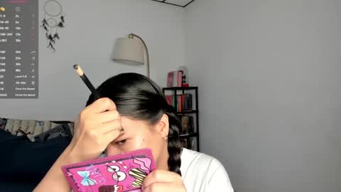 Snapshot of kendalgrey01 chatting on 02.15.25 Kendal online show from 02.15.25