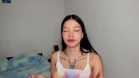 Snapshot of kendalgrey01 chatting on 10.31.25 Kendal online show from 10.31.25