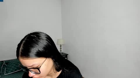 Snapshot of kendalgrey01 chatting on 11.27.25 Kendal online show from 11.27.25