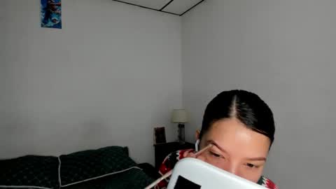 Snapshot of kendalgrey01 chatting on 12.19.25 Kendal online show from 12.19.25