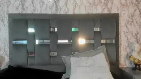 Snapshot of kendall__quinn chatting on 03.11.25 Kendall online show from 03.11.25