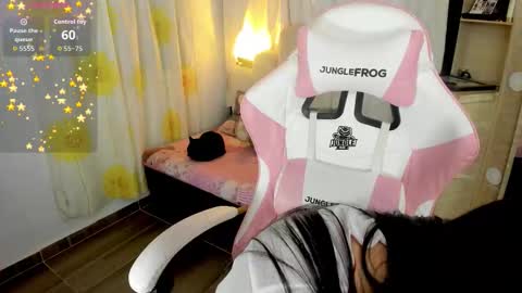 Snapshot of kendall_houle_ chatting on 01.18.26 KendallHoule online show from 01.18.26