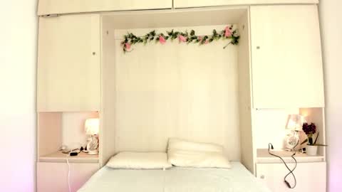 Kendal online show from 03.17.26