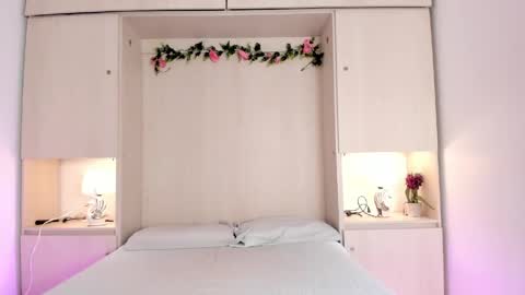 Kendal online show from 04.18.26