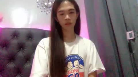 Kendall  online show from 04.16.26