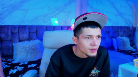 Kendall and Taylor online show from 04.08.26