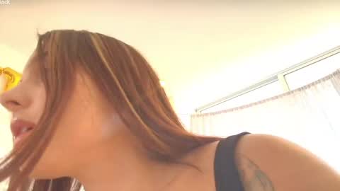 Snapshot of kendalltyler chatting on 05.15.26 kendall online show from 05.15.26