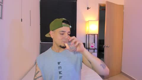 kendel_dimitri online show from 04.10.26