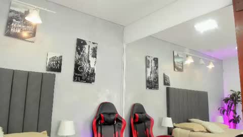 Kendra London online show from 06.10.26