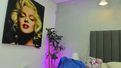 Kendra London online show from 06.30.26