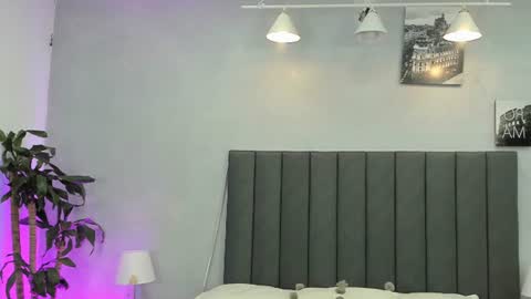 Kendra London online show from 07.16.26