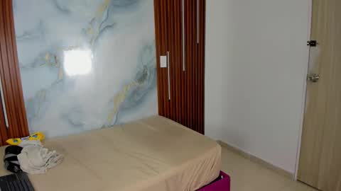 kendra_lovv online show from 02.17.26