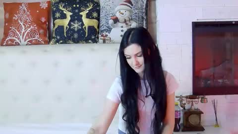 KendraBloom online show from 12.17.25