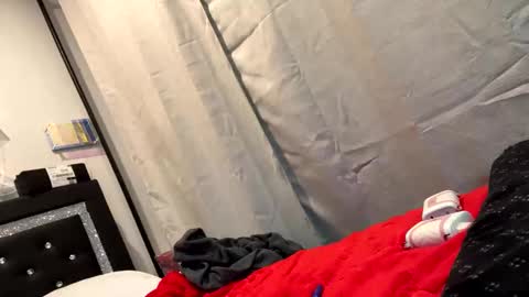 kendrakaps52 online show from 09.29.25