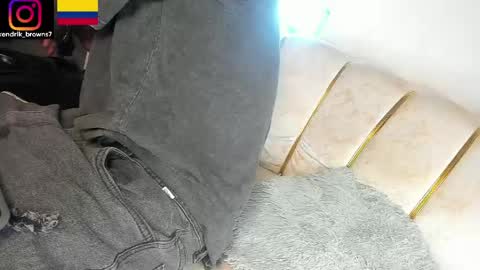 Snapshot of kendrik_brown chatting on 05.11.26 kendrick brown online show from 05.11.26