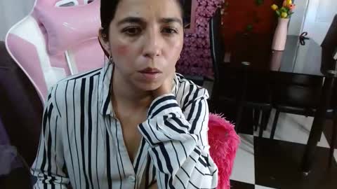 kendy_all4u7 online show from 02.25.26