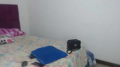 kenia_nihiara online show from 06.10.26