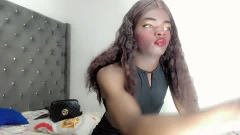 kenia_nihiara online show from 07.19.26