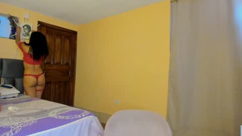 Kenia online show from 07.17.26