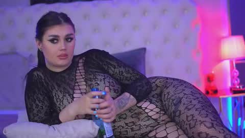 Kendra online show from 12.16.25