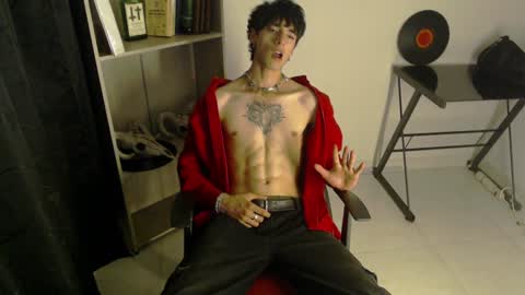 Snapshot of kenny__hot chatting on 12.16.24 kenny online show from 12.16.24