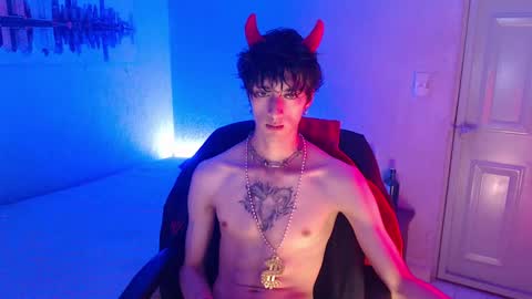 Snapshot of kenny__hot chatting on 02.16.25 kenny online show from 02.16.25