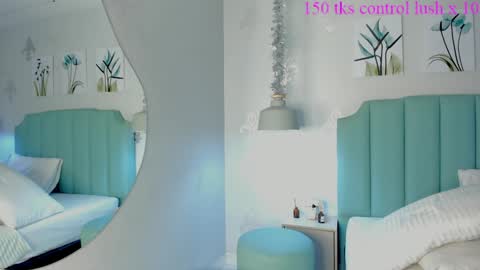 kentha_mitchells online show from 02.01.25