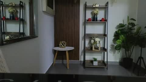 Kenya Buhle online show from 04.25.26