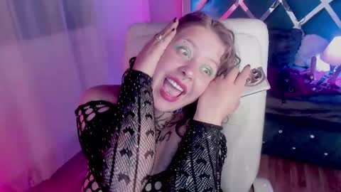 Kenzie online show from 02.28.25