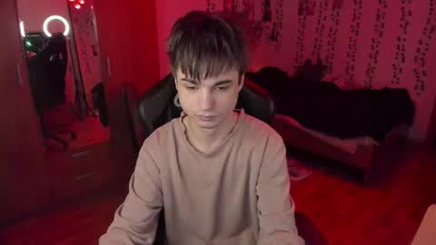 Snapshot of keorinav chatting on 11.29.25 Looking for a moderator I PVT IS OPEN online show from 11.29.25