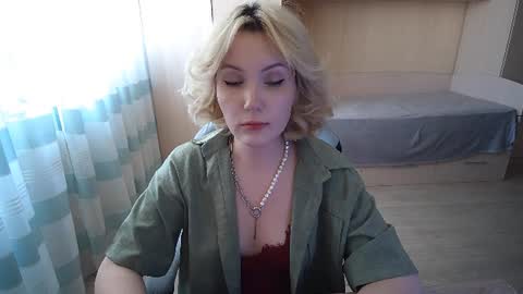 Evelyn online show from 07.09.26
