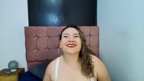 Snapshot of kerly_mature42 chatting on 11.17.25 KERLY online show from 11.17.25