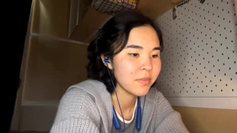 Jenny  online show from 03.25.26