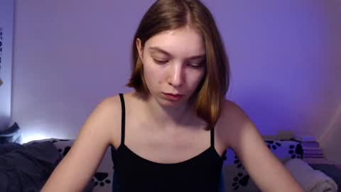 Snapshot of kesha_muah chatting on 04.22.26 kesha online show from 04.22.26