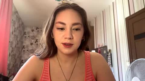 Snapshot of keshastremmel chatting on 05.22.26 Ellie online show from 05.22.26