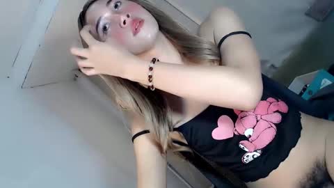 kettlyn18 online show from 10.26.25