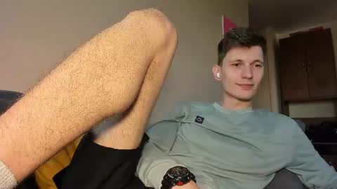 Snapshot of kevin_hornyyy chatting on 06.19.26 kevin online show from 06.19.26