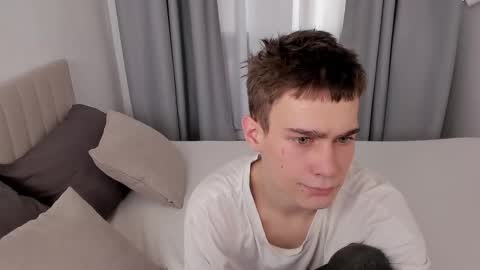 Snapshot of kevin_kess chatting on 11.18.25 Ask me online show from 11.18.25