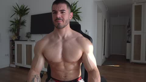 Snapshot of kevinandresxx chatting on 02.07.25 Kevin online show from 02.07.25