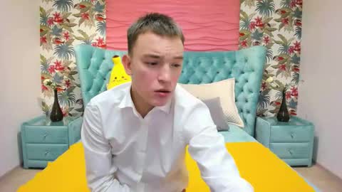 Kevin online show from 10.31.25