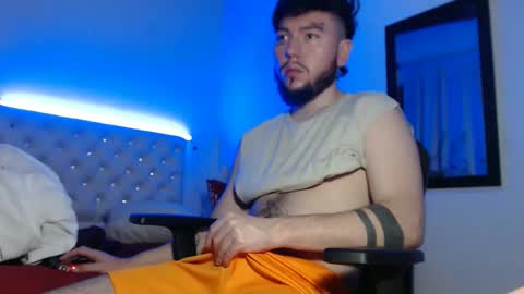 Snapshot of kevinsantiag0 chatting on 12.15.25 kevinsantiag0 online show from 12.15.25