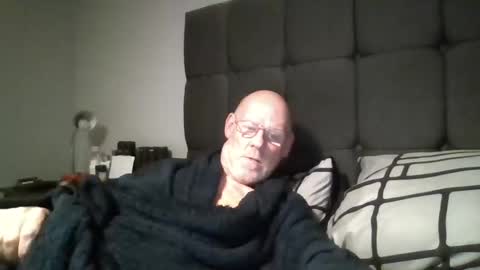 kevlooking4sez online show from 12.14.24