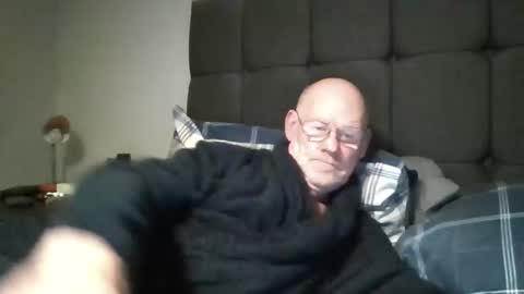 kevlooking4sez online show from 03.28.26