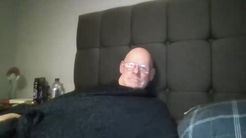 kevlooking4sez online show from 04.20.26