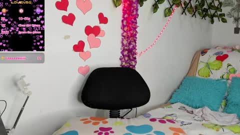 Snapshot of keyla_meow2002 chatting on 02.15.25 keyla meow2002 online show from 02.15.25