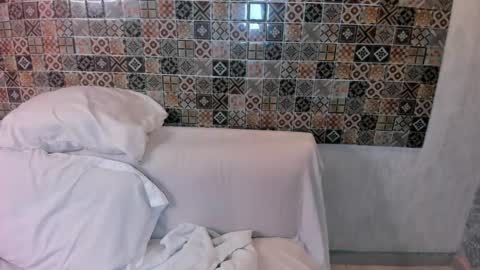 Key   online show from 10.08.25