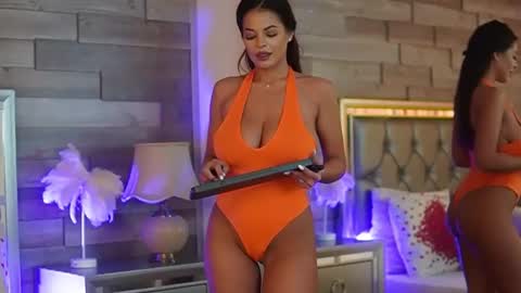 keylaconner online show from 02.23.25